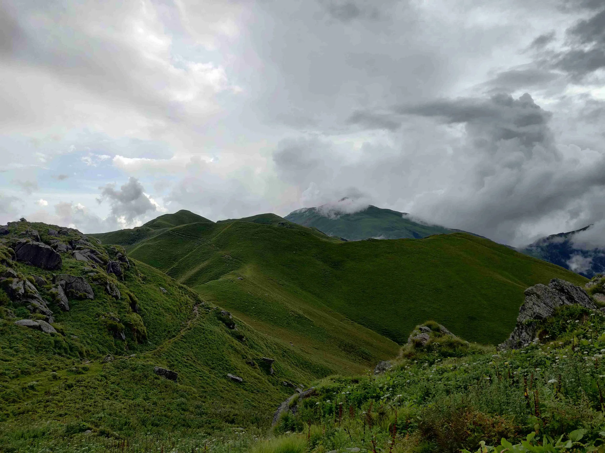 Is Kush Kalyan Trek Difficult? โ Altitude & Safety
