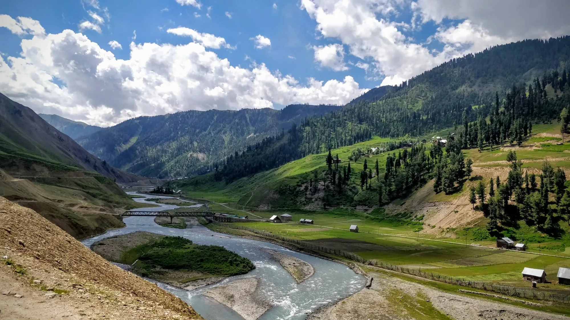 Is Gurez Trek Difficult? โ Altitude & Safety