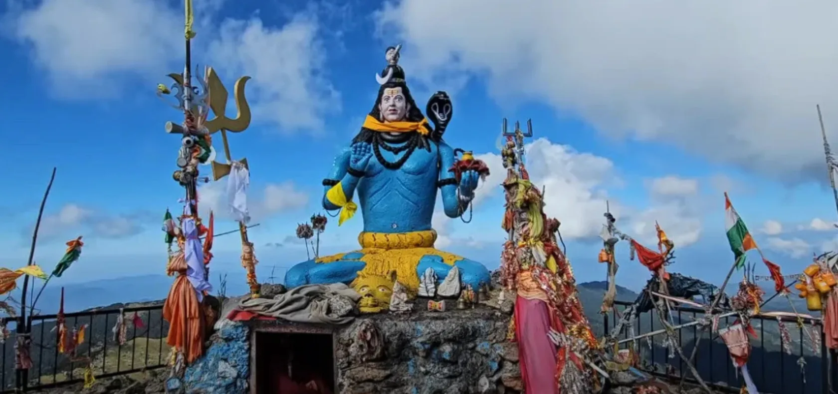 Is Churdhar Peak Trek Difficult? โ Altitude & Safety